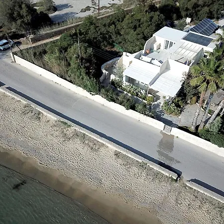 Ricardo By The Sea 4*