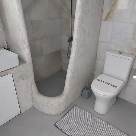 Guest house Ricardo By The Sea 4*