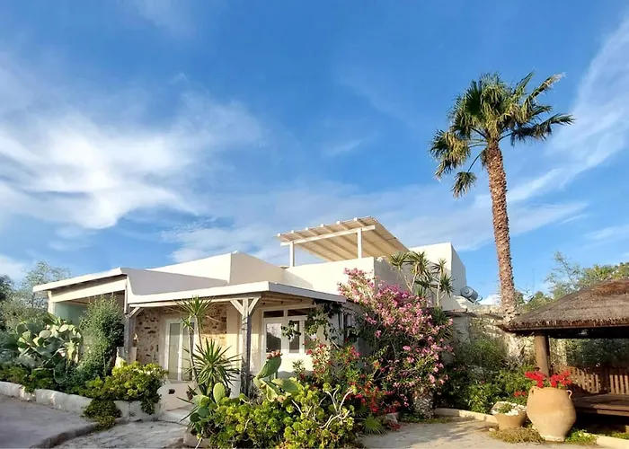 Guest house Ricardo By The Sea 4*