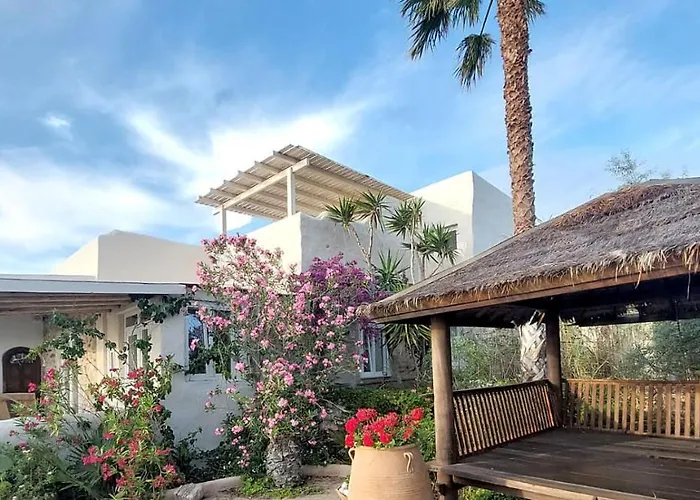 Guest house Ricardo By The Sea 4*