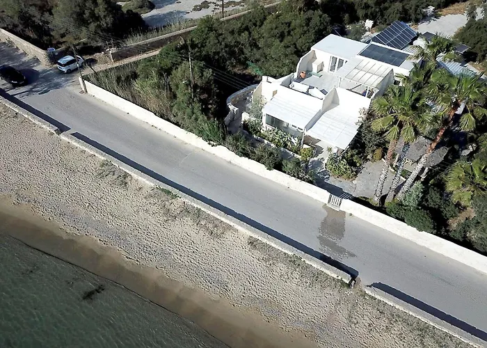 Ricardo By The Sea 4*